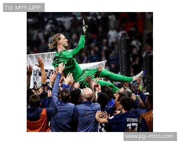 巴萨与巴黎圣日耳曼友谊赛战平点球大战引发转会传闻热潮