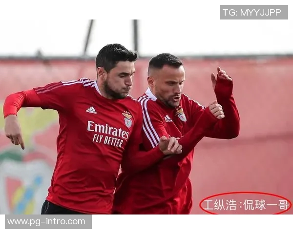 本菲卡逆转热刺上演惊天大逆转4-3历史冷门引发全场狂欢