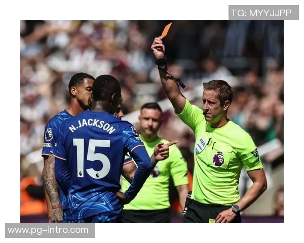 友谊赛精彩回顾切尔西大胜曼城红牌事件引发全场热议