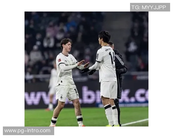 德甲热刺逆转尤文图斯3-2爆冷瞬间引发全场狂欢与转会传闻 德甲热刺逆转尤文图斯3-2爆冷瞬间引发全场狂欢与转会传闻