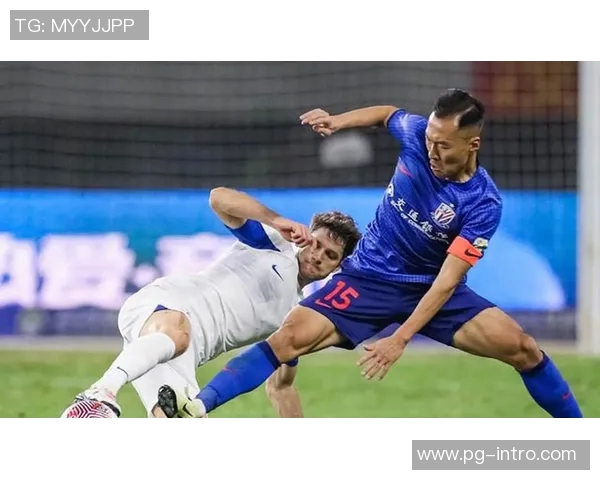 足总杯激战拜仁险胜热刺神扑瞬间引发争议判罚全场沸腾